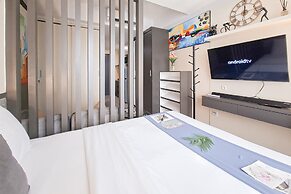 Strategic Studio At Apartment Collins Boulevard