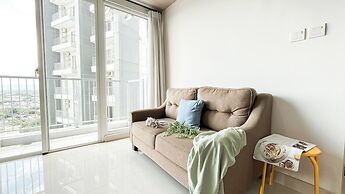 Brown Accent 2Br At Apartment Casa De Parco