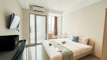 Good Studio At Apartment Tamansari Iswara