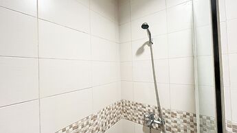 Good Studio At Apartment Tamansari Iswara