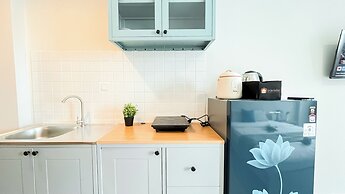 Good Studio At Apartment Tamansari Iswara