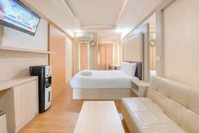 Warm Tone Studio At Candiland Apartment