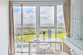 Grey Style Studio At Casa De Parco Apartment