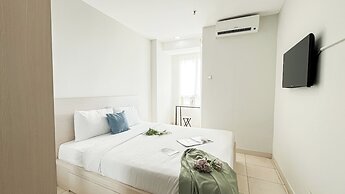 Chic And Sleek Studio At Apartment Cinere Bellevue