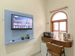 Nice Look Studio (No Kitchen) At Celebrity Mansion