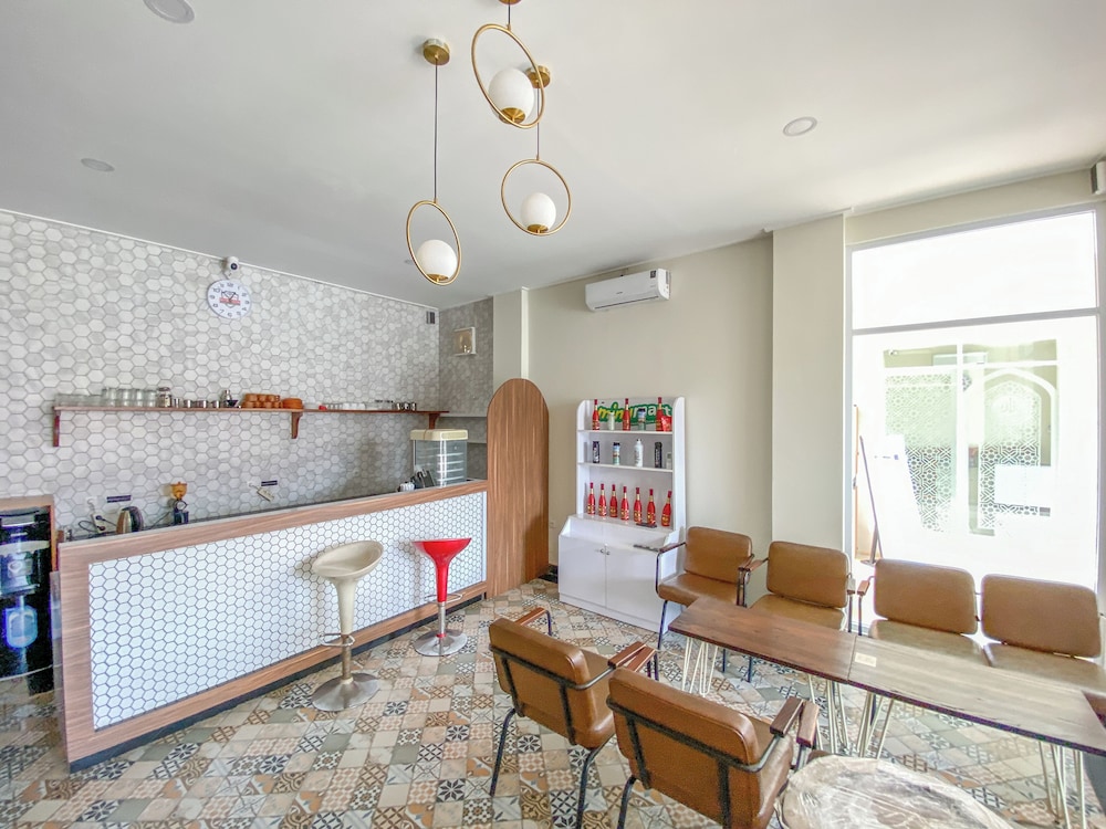 Nice Look Studio (No Kitchen) At Celebrity Mansion