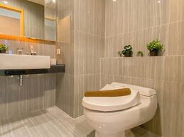 Cozy Designed Studio At Apartment Capitol Suites