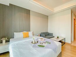 Wonderfully Warm And Homey Studio Apartment Capitol Suites