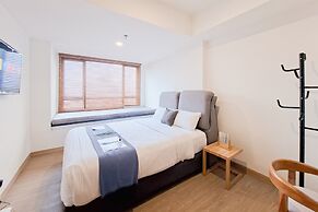 Simple And Tidy Studio Apartment Collins Boulevard
