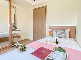 Modern Look 3Br Apartment Meikarta