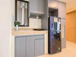 Modern Look 3Br Apartment Meikarta