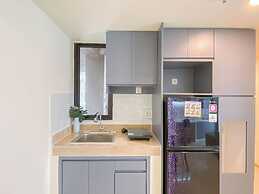 Modern Look 3Br Apartment Meikarta