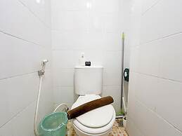 Homey Studio At Apartment Suites @Metro
