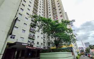 Homey Studio At Apartment Suites @Metro