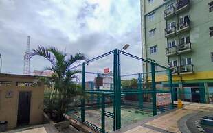 Homey Studio At Apartment Suites @Metro