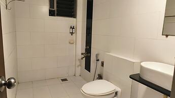Hotel Express Airoli
