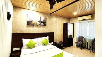 Hotel Express Airoli
