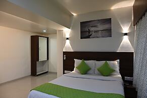 Hotel Express Airoli