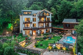 Shenshan Wild Escape
