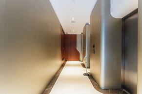 Official Mercury Suites With Rooftop Pool Access