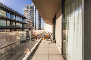 Official Mercury Suites With Rooftop Pool Access
