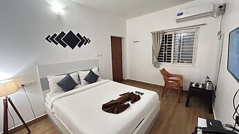 The Base Inn
