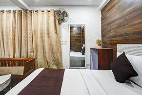 Hotel Twamev Ashram