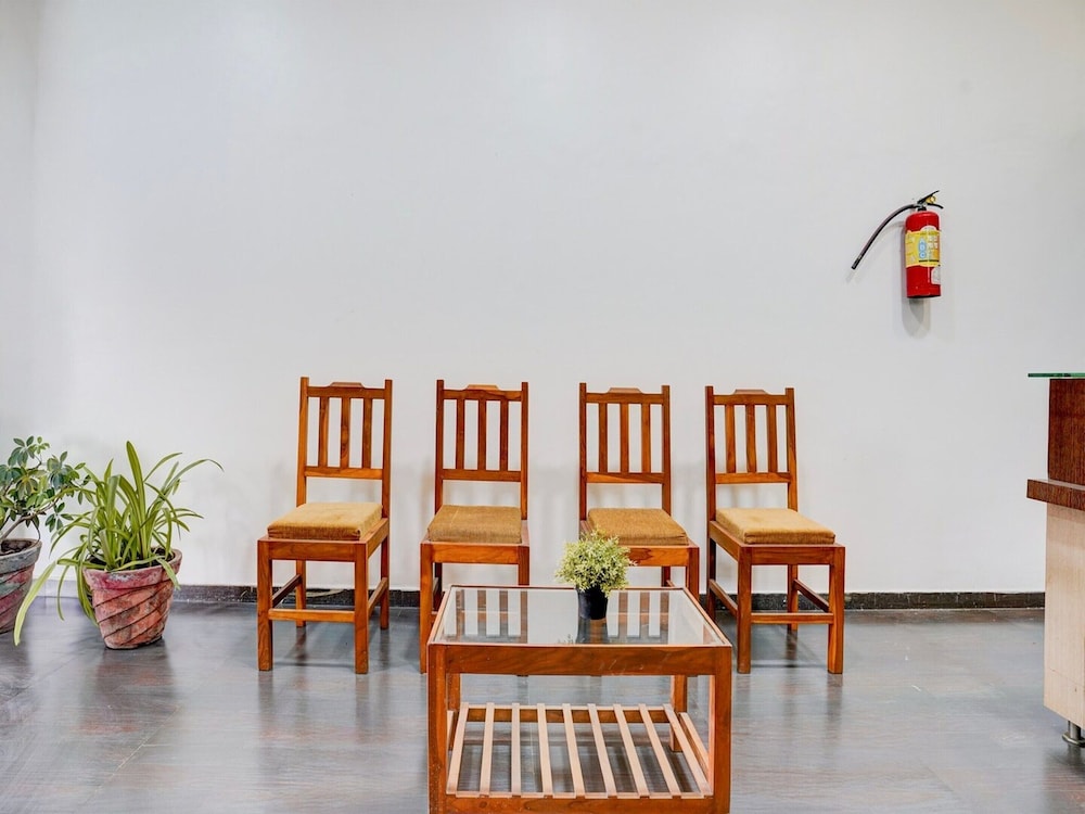 Super Hotel O Pachgaon