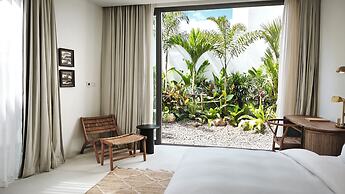 Cape Azure Resort Samui by Thalsea