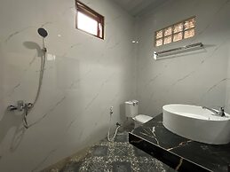 Penginapan Mafir