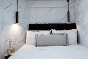 Koukaki Golden Lofts