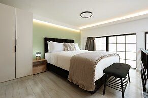 Koukaki Golden Lofts