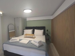 Koukaki Golden Lofts