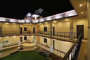 Baine Holiday Resort