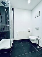 Comfortable Room Near Kaufpark Alterlaa