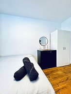 Comfortable Room Near Kaufpark Alterlaa