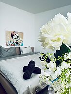 Comfortable Room Near Kaufpark Alterlaa