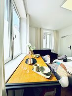 Comfortable Room Near Kaufpark Alterlaa