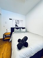 Comfortable Room Near Kaufpark Alterlaa