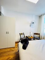 Comfortable Room Near Kaufpark Alterlaa