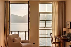 Dali Mountain and Lake View Hotel