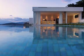 Dali Mountain and Lake View Hotel