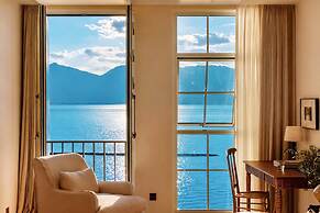 Dali Mountain and Lake View Hotel