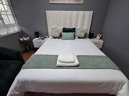 118 Bayley Street