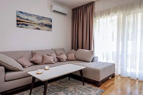 Ststus M apartments 180