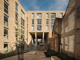 Leith Azure in Edinburgh
