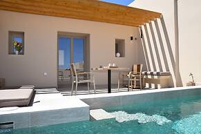 Santorini - Villa - Sleeps 2 - Pool - Parking