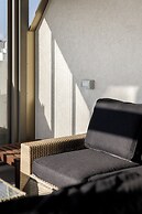 Modern Penthouse with Terrace & Sea View