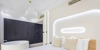 LUX  The Sky Dubai Eye View Suite