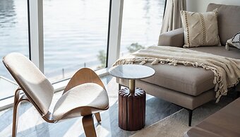 Manzil - Modern 1BR w Stunning Lake View